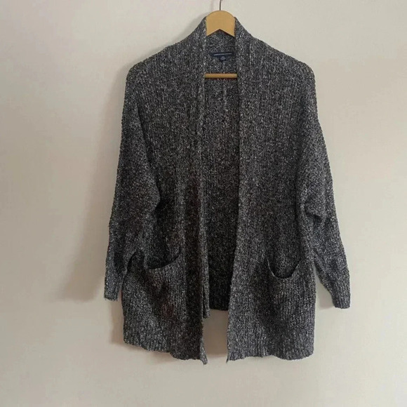 American Eagle Cardigan - Picture 2 of 12